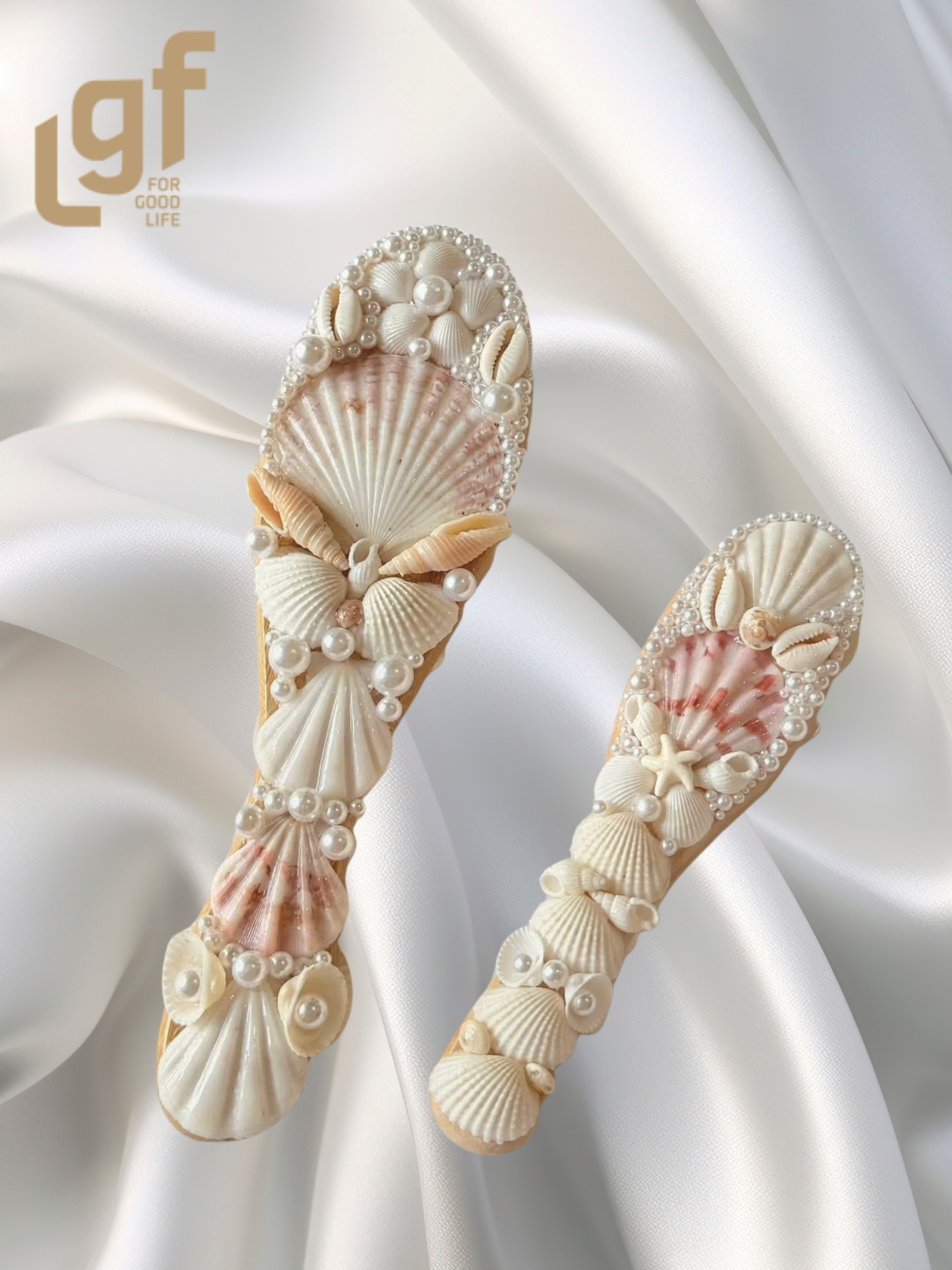 "the sea’s muse" – handmade seashell comb