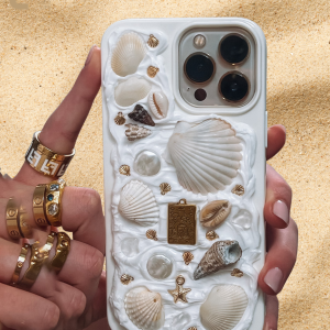 "white cloud" seashell phone case